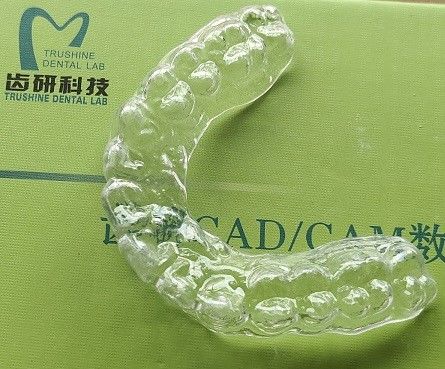 Guardia di bocca comoda dell'arco superiore occlusale della stecca For Bruxism